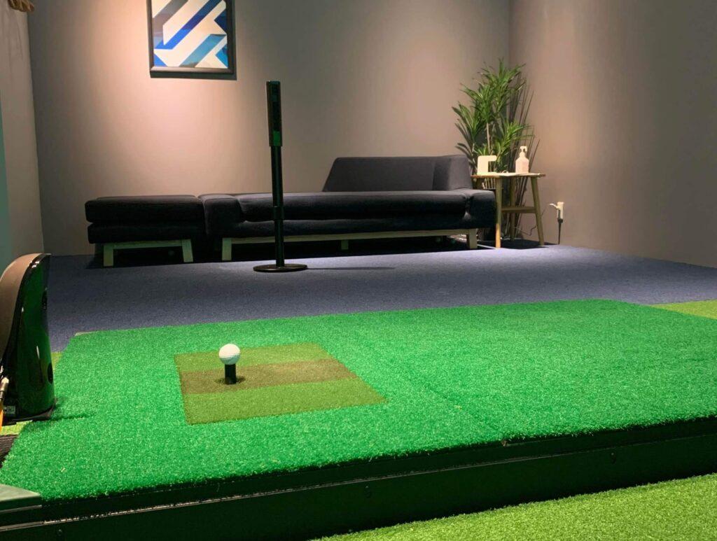 SMART GOLF GARDEN 南青山店の個室ブース