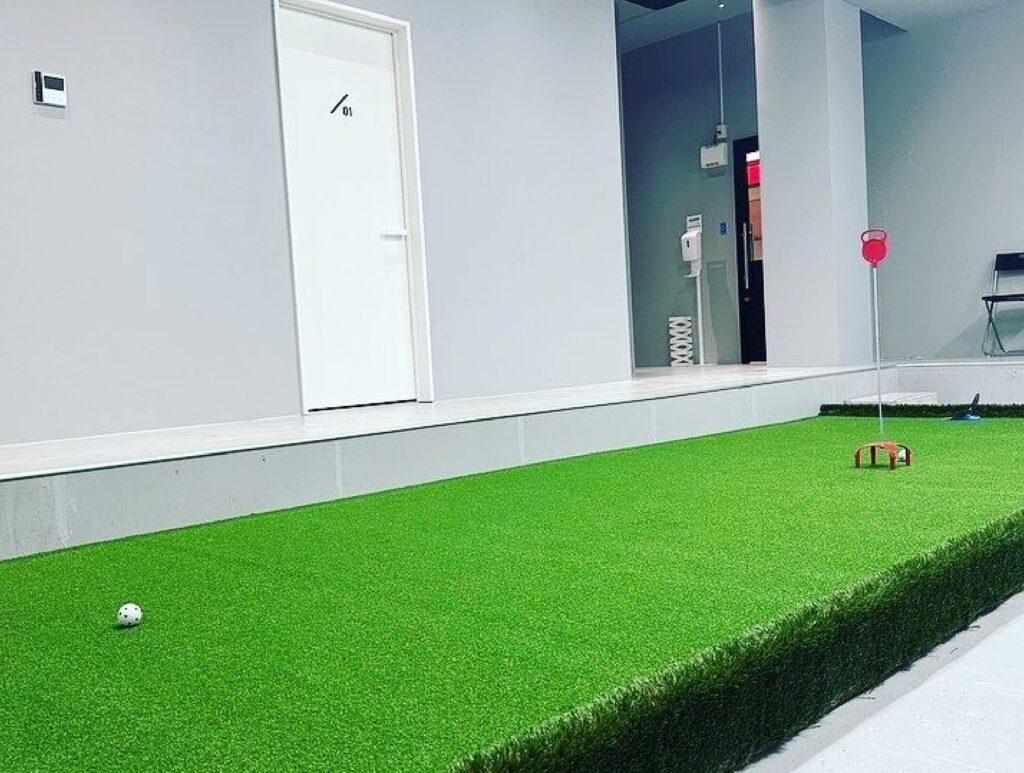 SMART GOLF 志木店のパター練習場