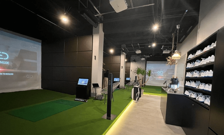 andGOLF店内